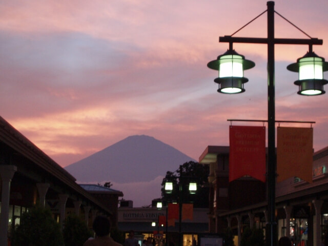 御殿場アウトレットはレゴが安いって本当？